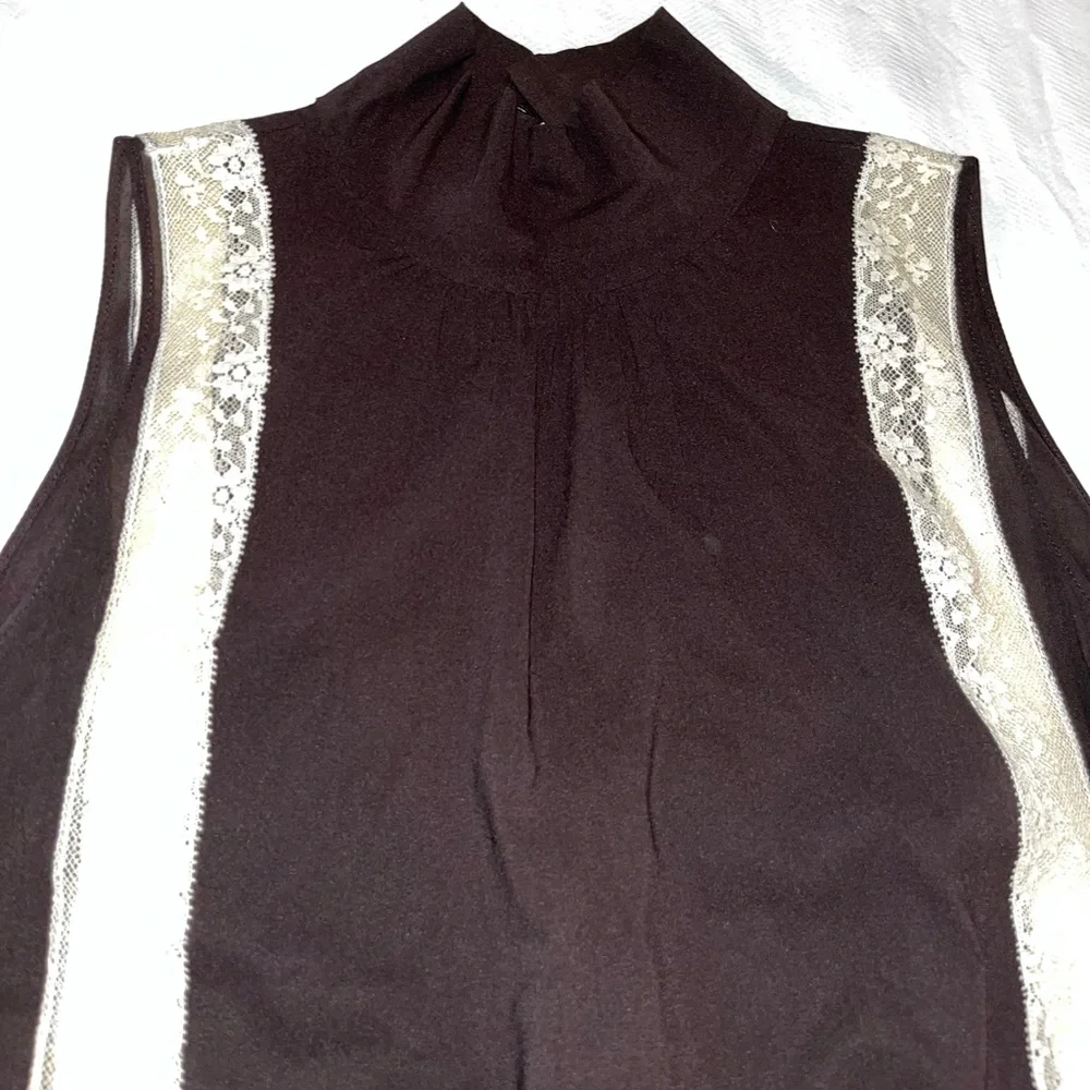Dolce & Gabbana silk brown blouse vintage with cream lace detail. Size 42/M - Picture 2 of 14